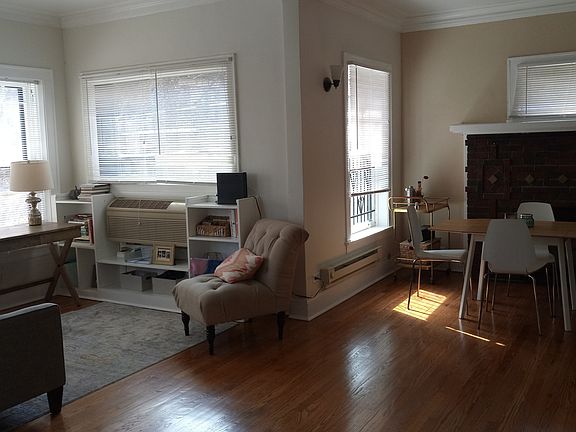 4th image of 518 W Arlington Pl #3F