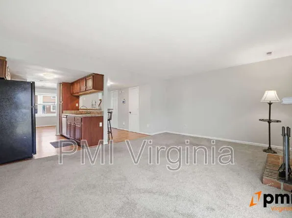 1957 Darnell Dr, Virginia Beach, VA 23455