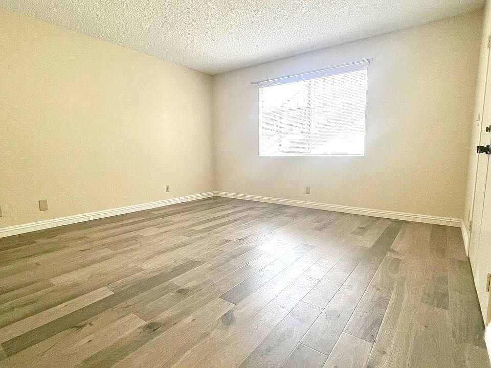 1st image of 25555 New Chicago Ave APT U