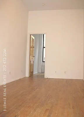 Rented by J. Lemle Real Estate | media 20