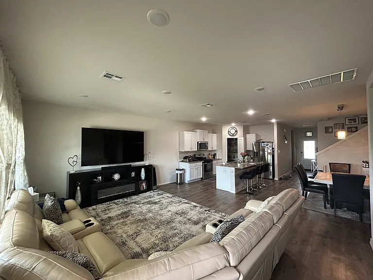 5502 Stormie Keep — Photo 7