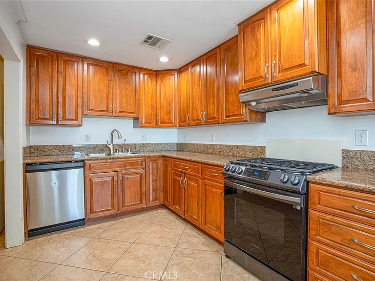 6602 Charlesworth Ave — Photo 20