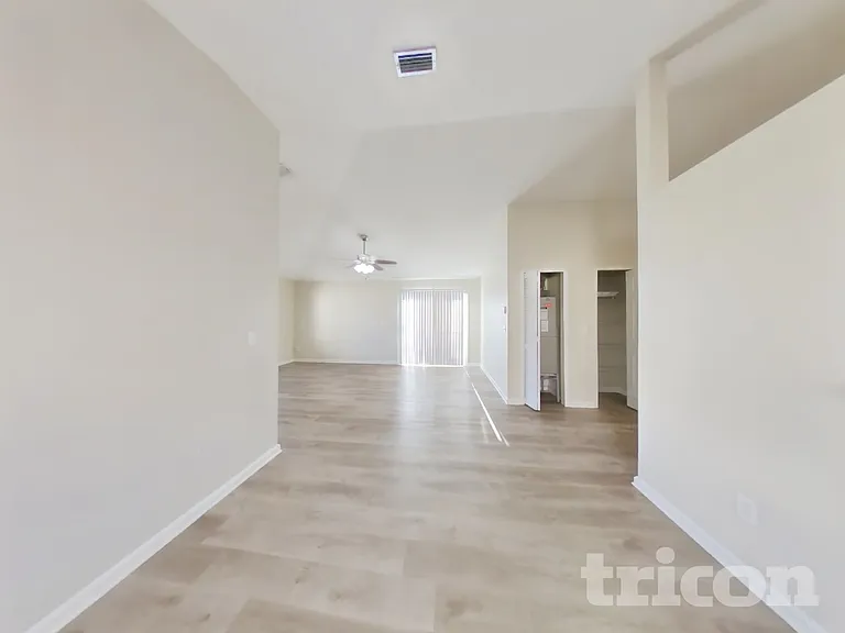 4196 Jillian Dr — Photo 5