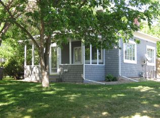 334 N Grand Ave, Pierre, SD 57501