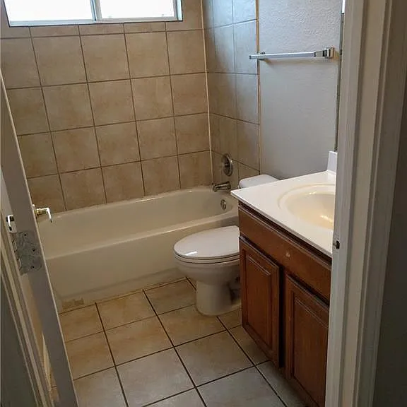 1121 Terry Dr #B — Photo 16