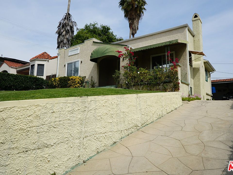 1st image of 1464 Armadale Ave