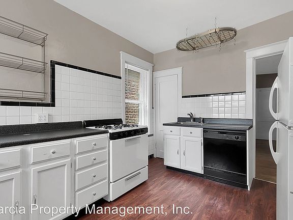 3rd image of 5404 Holly Hills Ave