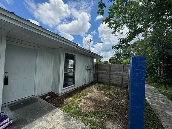 2nd image of 3050 SE 53rd Ct