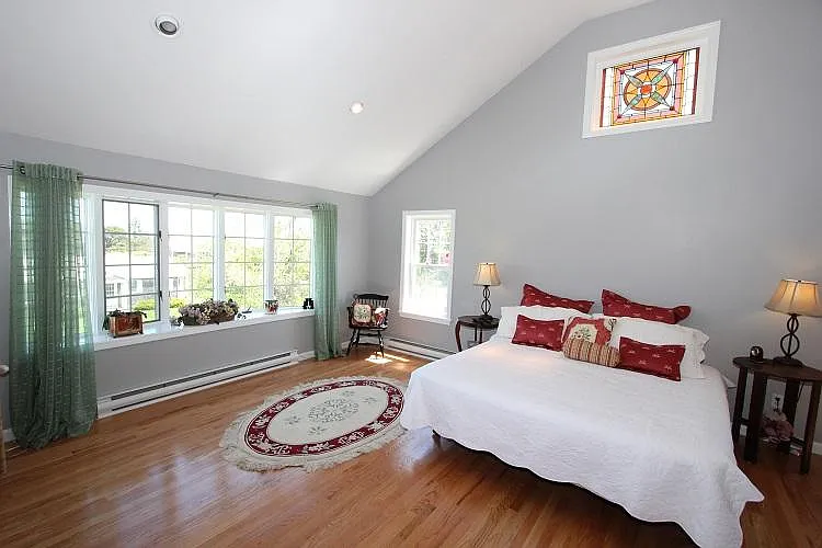 36 Wood Ave — Photo 10