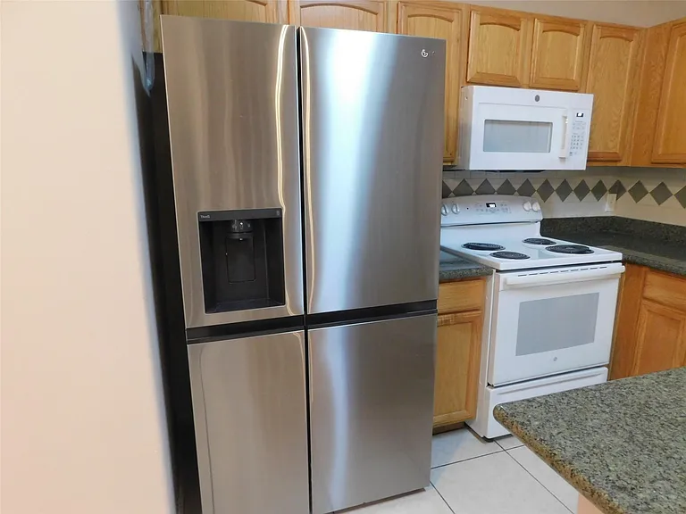 2710 Grants Lake Blvd #J2 — Photo 10