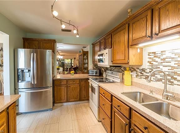 2nd image of 1315 Broadwater Dr
