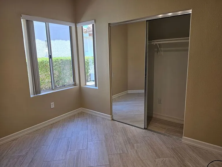 24581 Rue De Gauguin — Photo 22