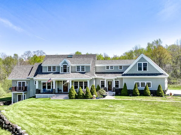 11 Lake View Terrace, Rockland, ME 04841