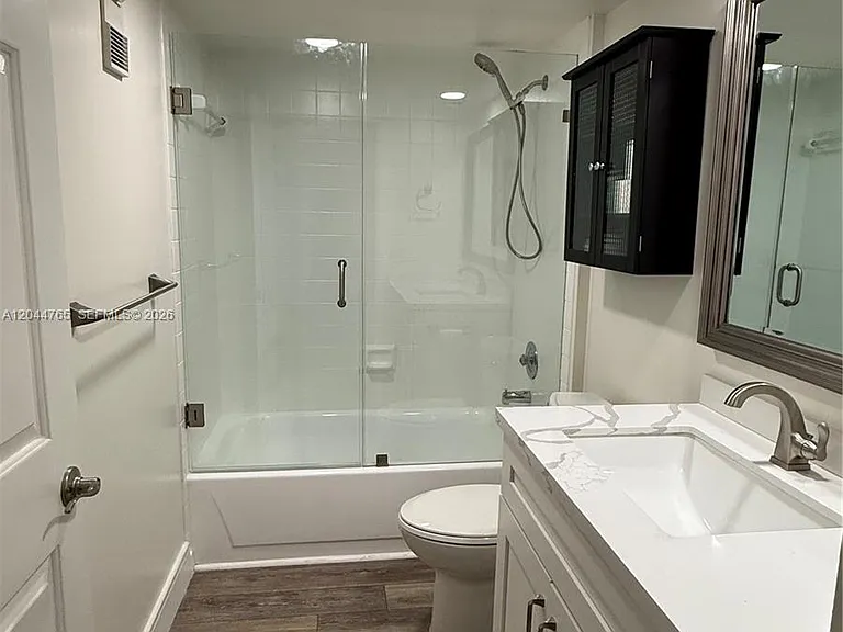 1705 Whitehall Dr #403 — Photo 35