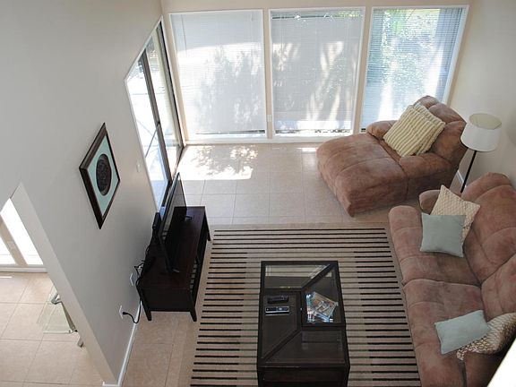 3rd image of 9893 Sawgrass Dr E