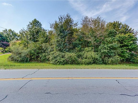 2nd image of 10154 Duncan Bridge Rd #171