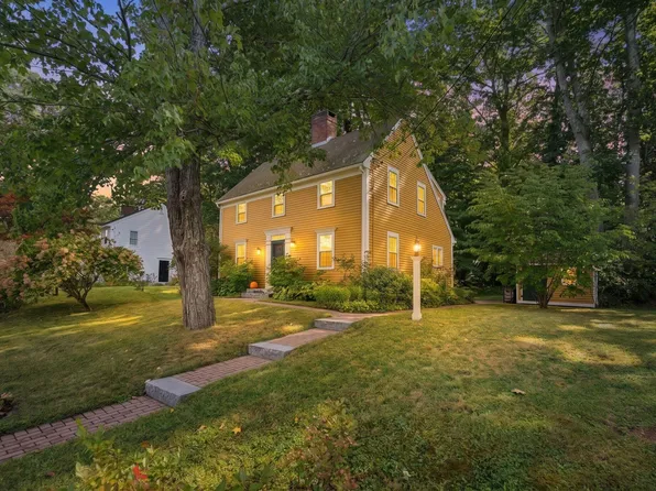 3 Tidewater Court, Kennebunk, ME 04043