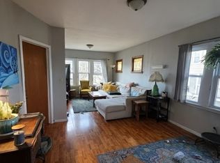 357 E Dover St #2, Milwaukee, WI 53207