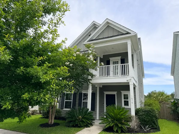 1676 Emmets Rd, Johns Island, SC 29455