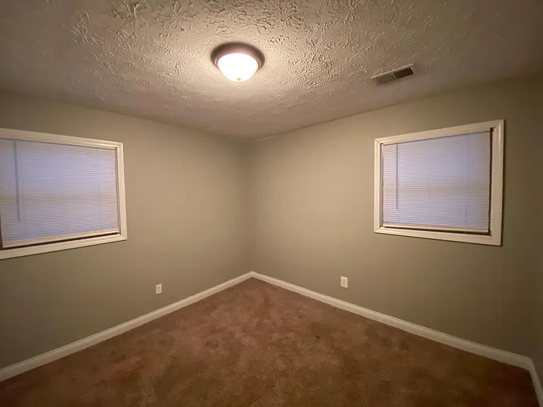 113 Breckwood Dr — Photo 4