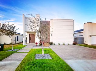 1702 Lomas Del Sur Blvd, Laredo, TX 78046