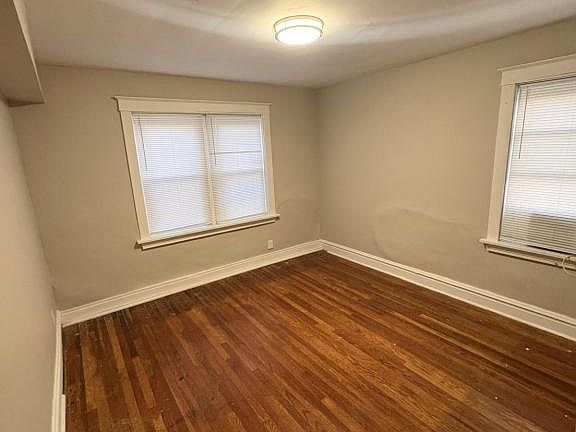 3rd image of 5008 Newport Ave #2S