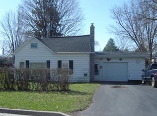 325 Chestnut St, Baraboo, WI 53913