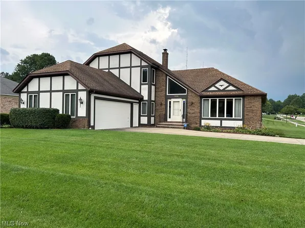 7610 Edgewood Ln, Seven Hills, OH 44131