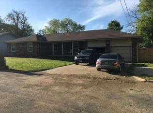 963 E Redbud Ln, Springfield, MO 65803