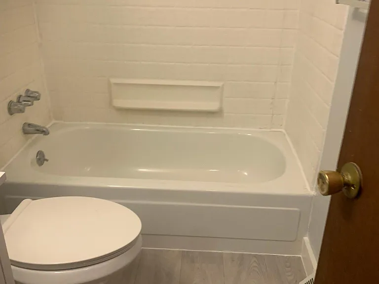 1005 Yank St — Photo 21