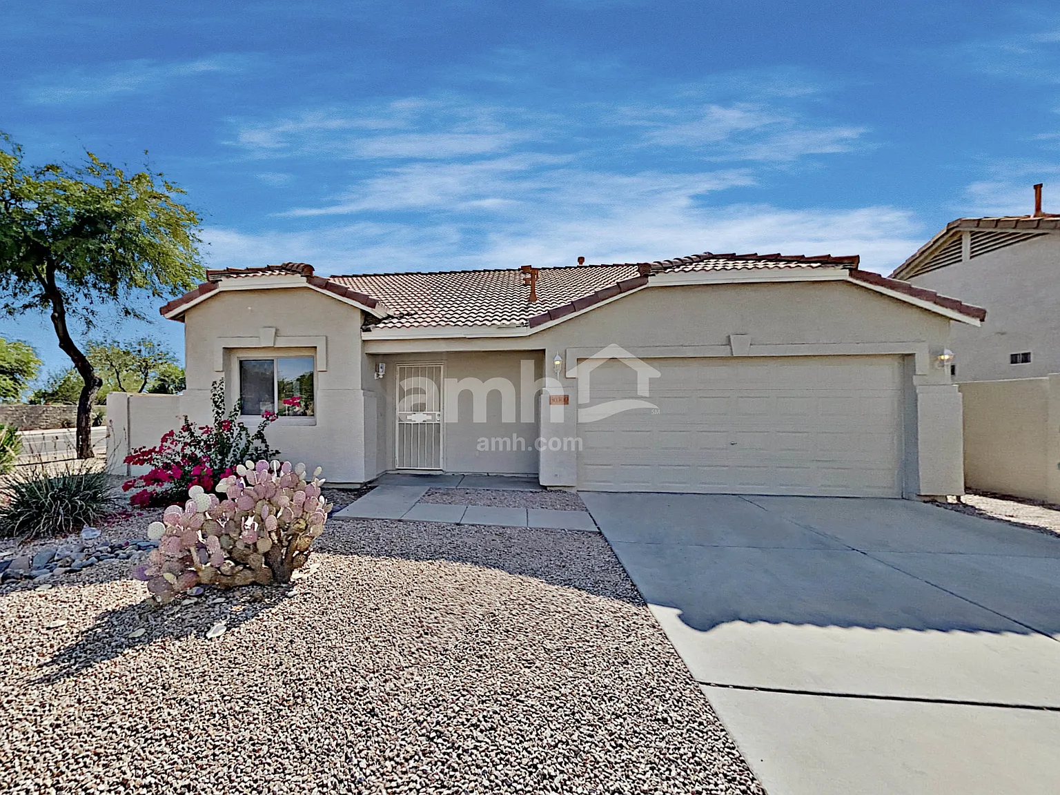 3 bed, 2.0 bath, 1222 sqft, $1,720 — Photo 1