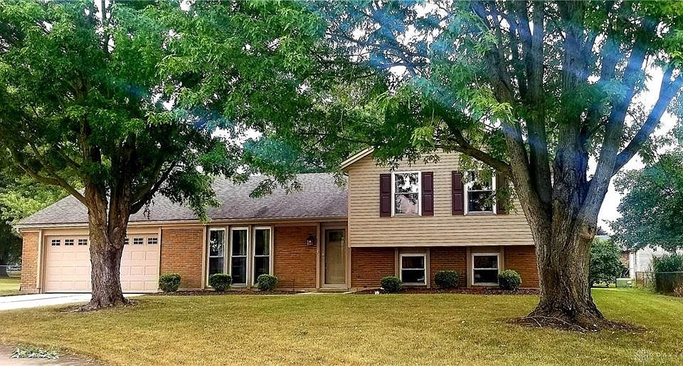 1st image of 104 Wellsley Ct
