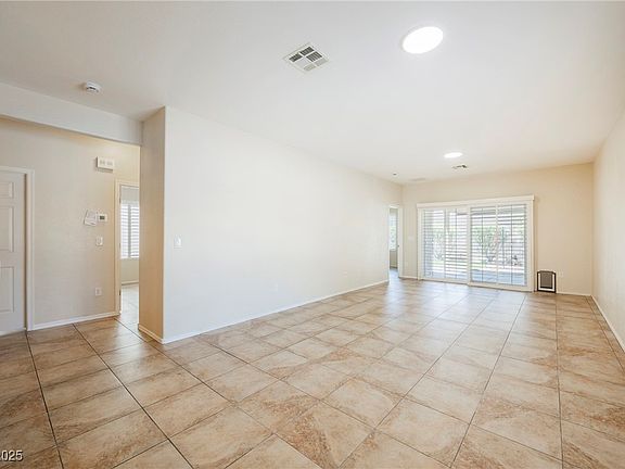 5th image of 7957 Fantail Dr