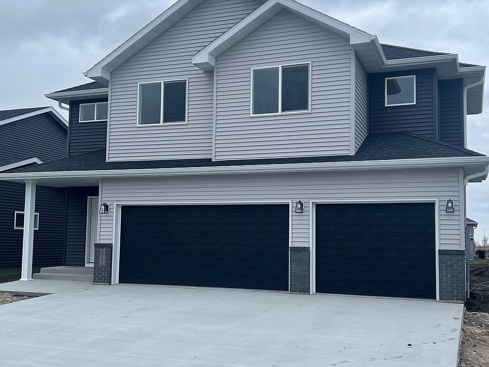 1st image of 1139 Marlys Dr W