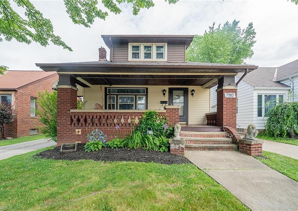 1st image of 7910 Deerfield Dr