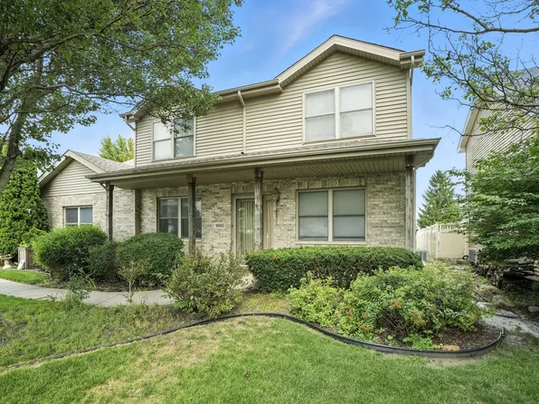 1665 Fox Hound Trl, Beecher, IL 60401