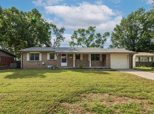 8421 W Murdock Ave, Wichita, KS 67212