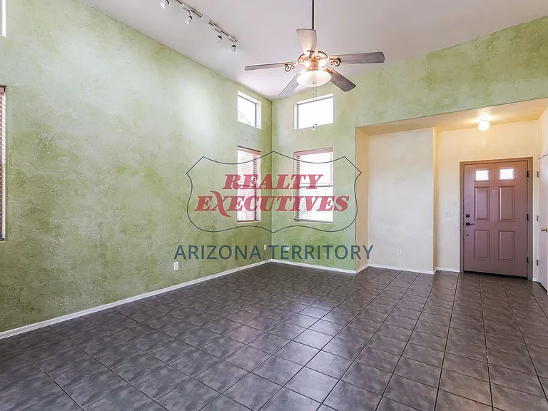 5304 E Calle Vista De Colores — Photo 6