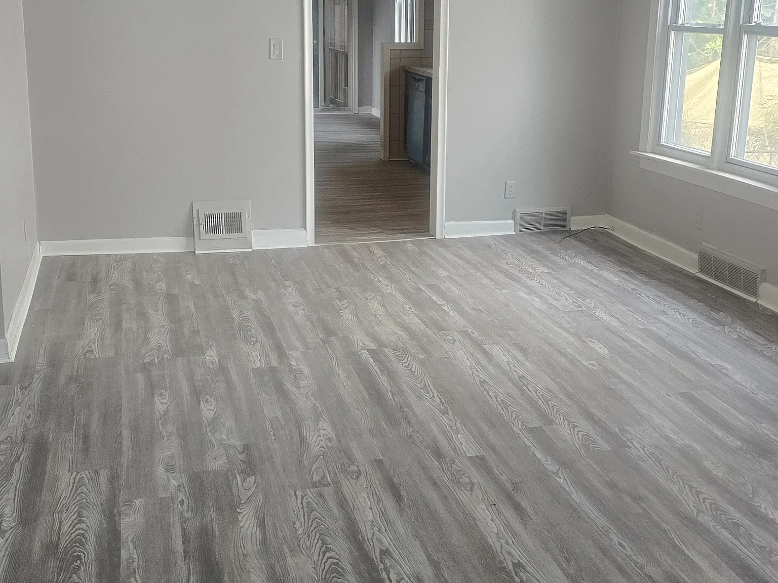 4 bed, 1520 sqft, $2,000 — Photo 2