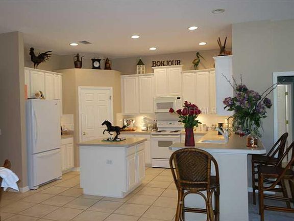 3rd image of 10018 Marsh Pointe Dr