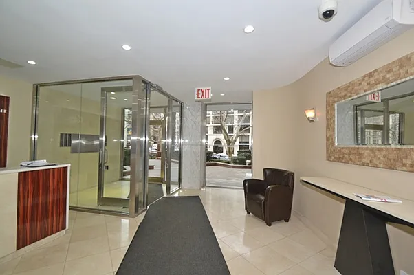 Sold by Berkshire Hathaway HomeServices Laffey International Realty | media 2