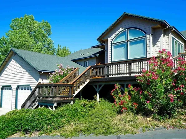 20405 Starr King Dr, Soulsbyville, CA 95372