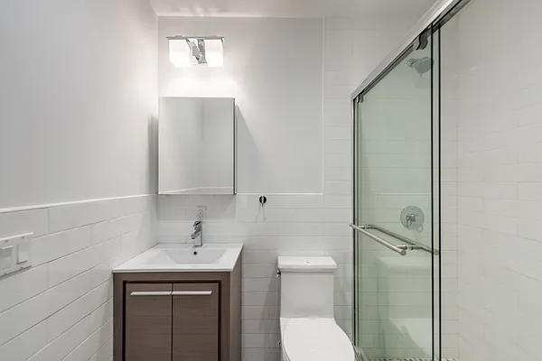 Rented by Nooklyn NYC LLC | media 93