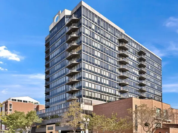 1309 N Wells St APT 501, Chicago, IL 60610