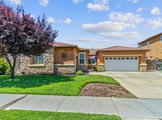 829 Fenmore Ave, Sanger, CA 93657