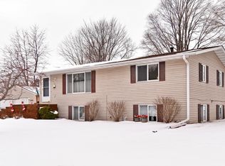 408 Edgar Pl, Faribault, MN 55021
