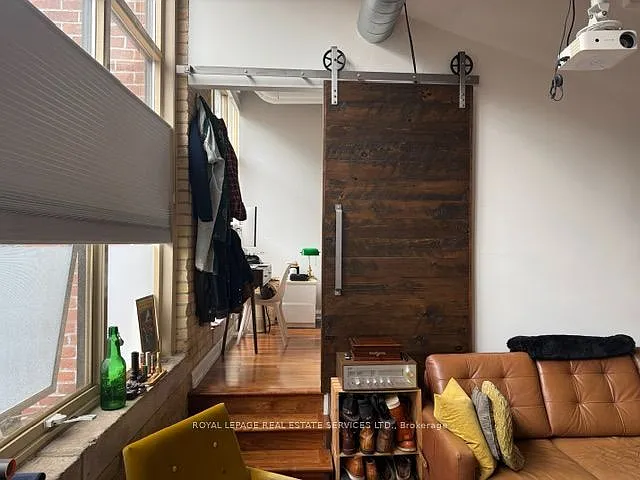 736 Dundas St E #203 — Photo 11