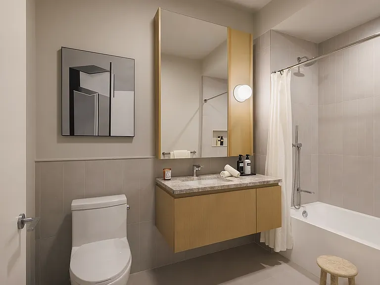 655 Union St #7N — Photo 4
