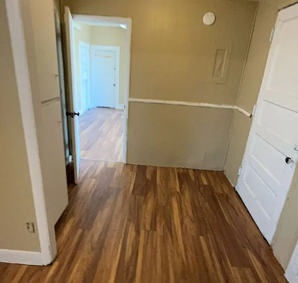 829 State St — Photo 6