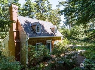 490 Parker Rd, Coupeville, WA 98239